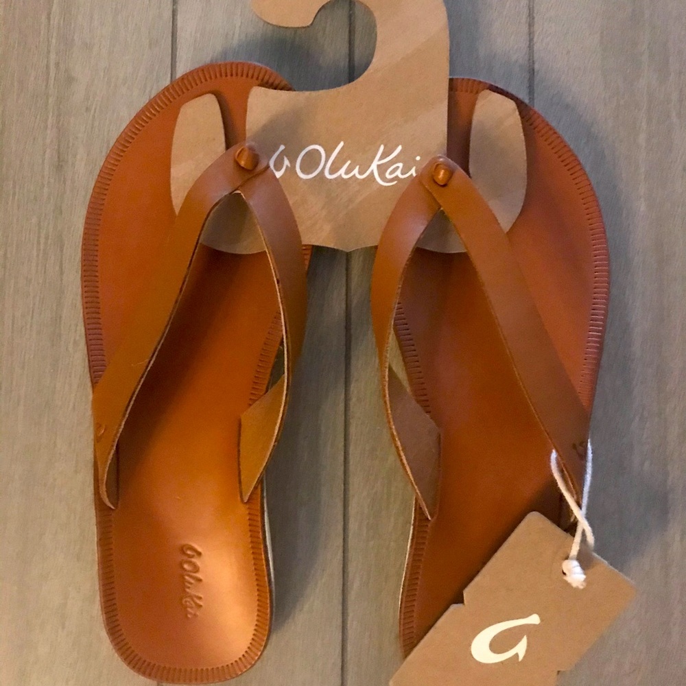 Olukai NWT Flip Flop Loea Mustard